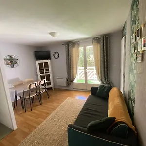 Calme Et Lumineux Appartement Bagnères-de-Luchon